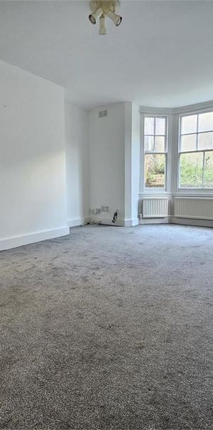 Flat 1, 44 Old Station Road, Newmarket - Photo 1