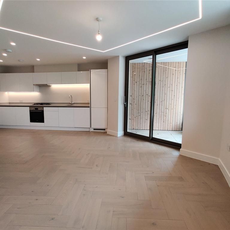 1 bedroom apartment to rent - Photo 1