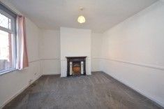 2 bed House - Mid Terrace for Rent - Photo 3