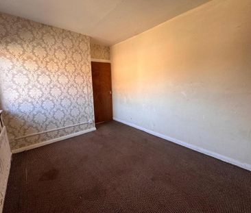 2 bedroom semi-detached house to rent - Photo 2