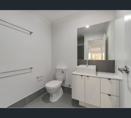 2/126 Pierro Place, Logan Reserve, Qld 4133 - Photo 2