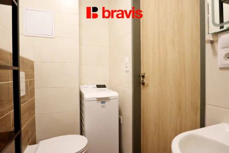 Pronájem bytu 2+kk, u. Křenová, Brno - Trnitá, po rekonstrukci, zařízený - Photo 2