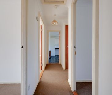 Kings Way, Humphrey Lodge Kings Way, RH15 - Photo 2