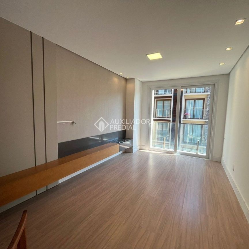 Apartamento com 2 quartos e 77m² para alugar em Centro, Canela. - Photo 1