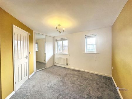 2 bedroom maisonette to rent - Photo 5
