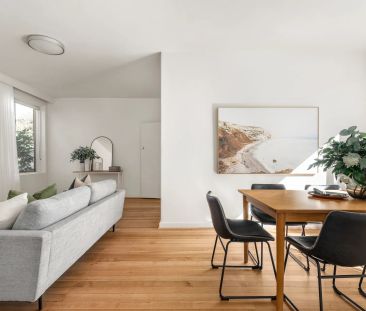 Treetop Views and Parkside Living in the Heart of Windsor - Photo 4