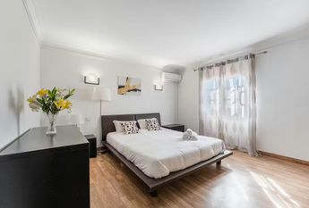 Mieszkanie na wynajem - 119 m² - 5 pokoi Vila Nova de Gaia Porto