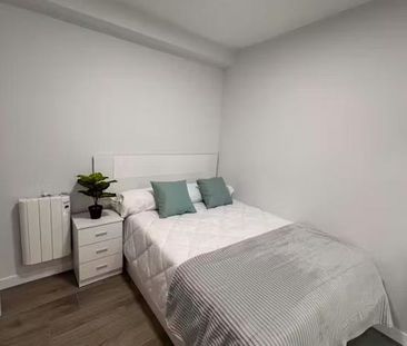 Calle de Sánchez Preciado, Madrid, Community of Madrid 28039 - Photo 5