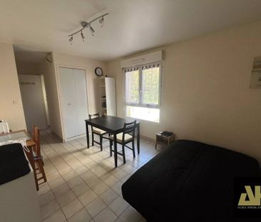 BREST - STUDIO - A DEUX PAS DES FACULTES - Photo 1