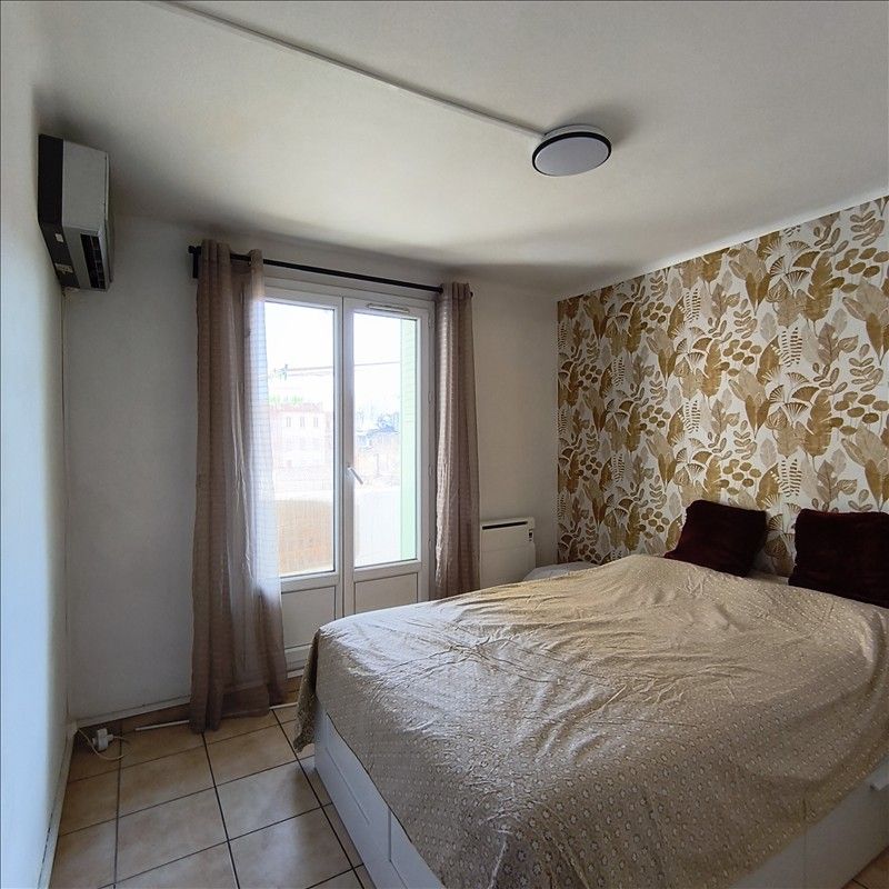 4 pièces - 70,65 m² - 2ème étage - Colocation non autorisée - Photo 1