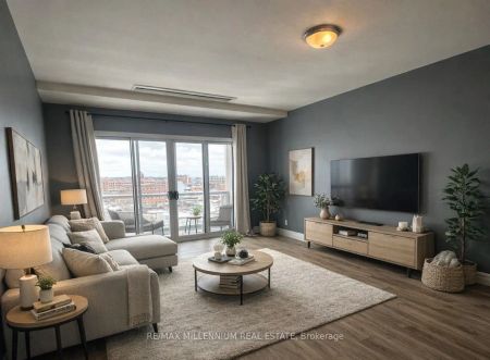 44 Bond Street W #904 - Photo 2