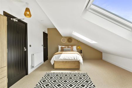 1 bedroom in a house share to rent - Photo 4