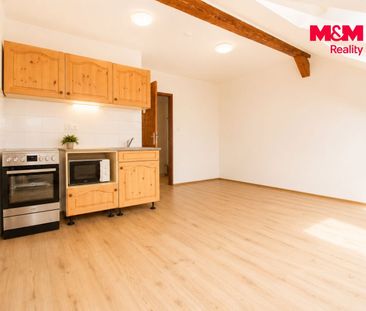 Pronájem, Byt 1+1, 43 m², Cvikov, Československé armády - Photo 1