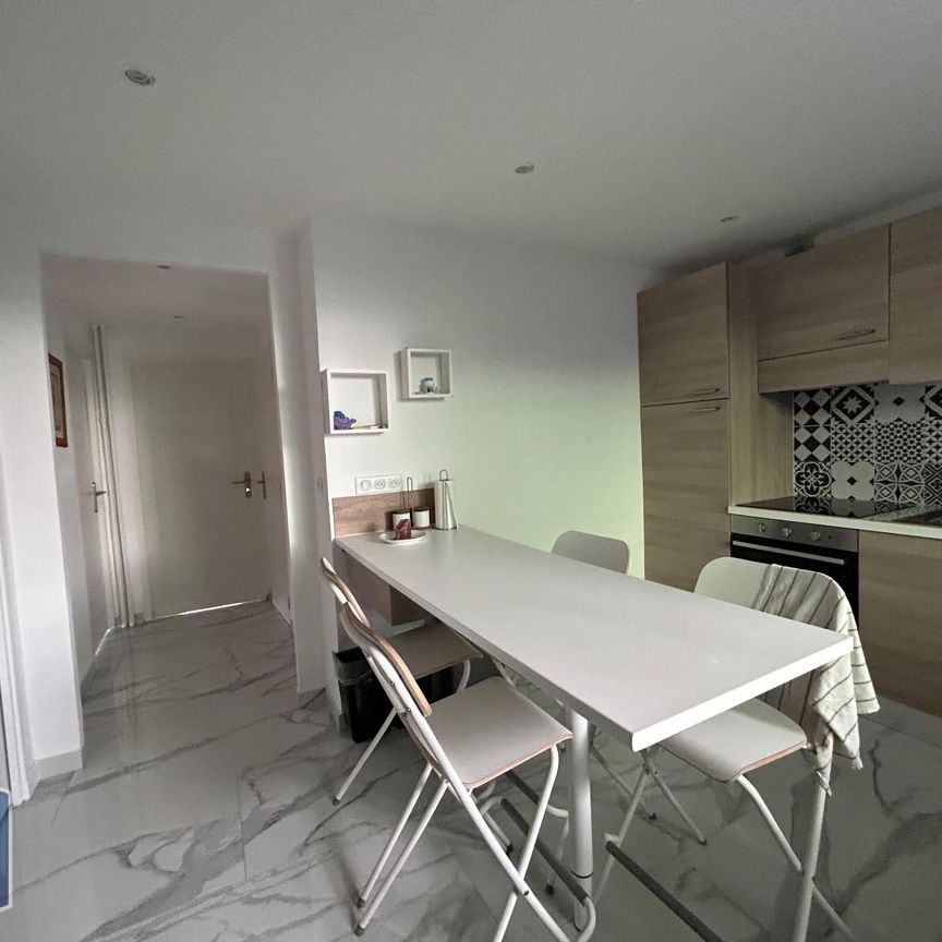 Location Appartement 1 pièce 12m² NICE 06100 - Photo 1