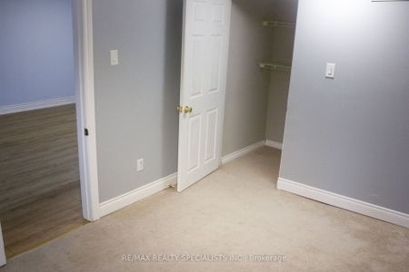 Semi-Detached Home For Lease | S8135130 - Photo 4