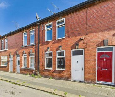 2 bedroom terraced house to rent - Photo 2