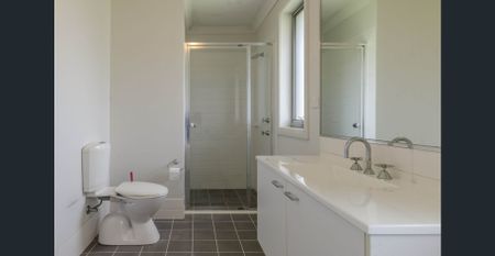 Neat and Tidy Home - Photo 2