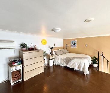 SPACIOUS LARGE TWIN SHARE ONE BEDROOM LOFT STYLE AT BROADWAY - Photo 6