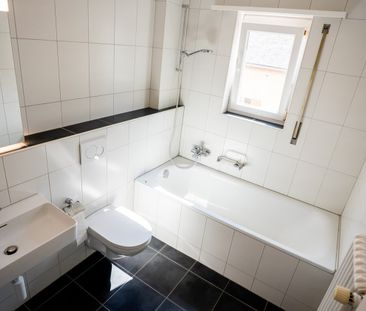 Attraktive 3.5 ZWG mit Balkon und viel Platz - Photo 4