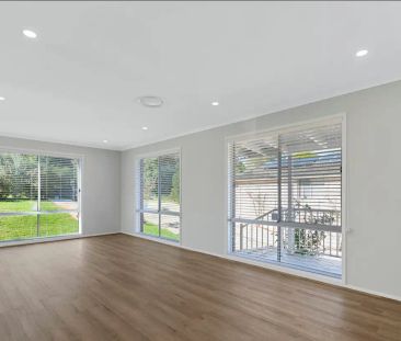 “4 Bedroom house in MINTO!!” - Photo 5