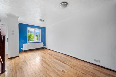 2 bedroom terraced house to rent - Photo 2