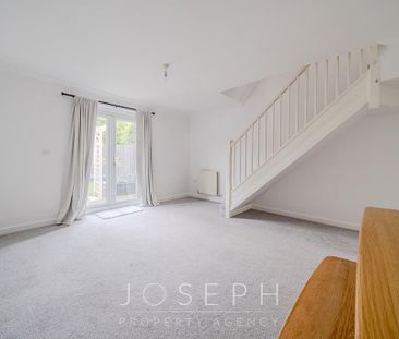2 bedroom terraced house to rent - Photo 1