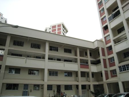 Blk 53 Pipit Road (Geylang), HDB Executive - For Rent - Photo 2