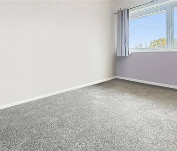 2 bedroom maisonette to rent - Photo 3