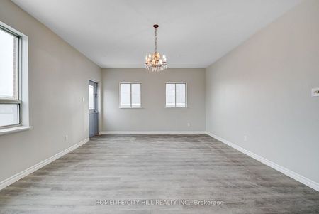 For Lease - 2095 Dufferin Street Unit# 2nd Floor, Toronto, Ontario - Photo 2