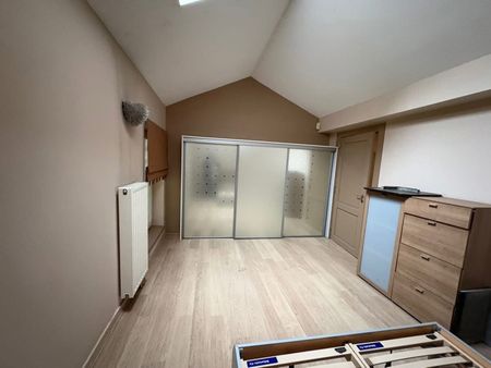 Spacieux duplex de 145 m2 à 6180 Courcelles - Foto 4