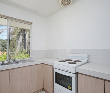 “COMFORTABLE CONVENIENT APARTMENT” - Photo 1