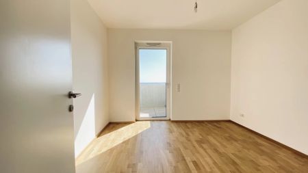 Neubau Erstbezug Wunderschöne Drei Zimmer Wohnung mit Balkon und herausragender Aussicht - Foto 5