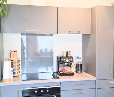 Modernised terraced home for rent - Photo 3