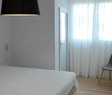 Piso de alquiler en Avenida Duque de Ahumada, 5-11, Playa Bajadilla... - Photo 3