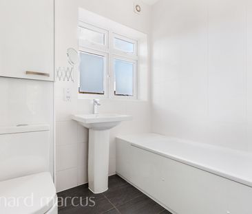 Mulgrave Road, Sutton - Photo 1