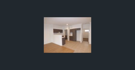 SPACIOUS AND CONVENIENT 1x1 APARTMENT - Photo 2