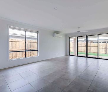 Perfect Family Home - Photo 5