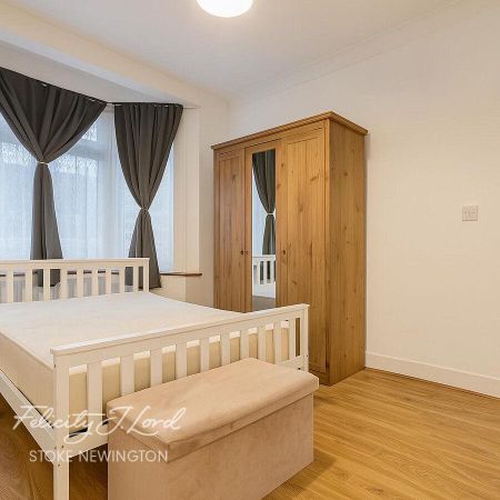 4 bedroom terraced house to rent - Photo 5