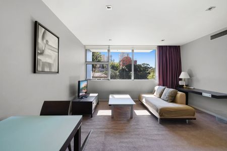 Well Positioned One Bedroom with Modern Finishes - Photo 5