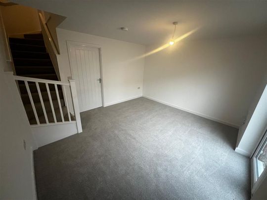 Mavish Way - Photo 1