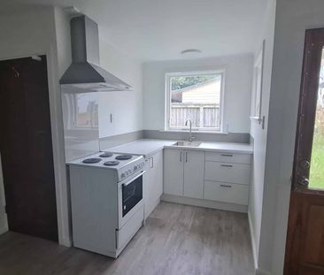 Character Home in Riccarton - Photo 4