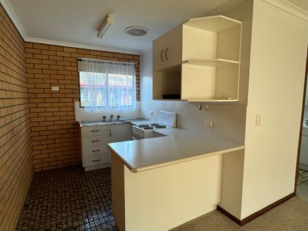 1/937 Fairview Drive, North Albury NSW 2640 - Apartment For Rent | Domain - Photo 3