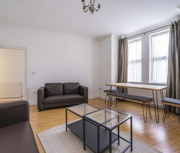 3 bedroom flat to rent - Photo 1