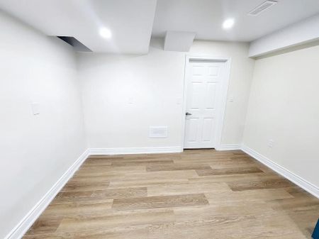 For Lease - 1299 Laurier Avenue Unit# Basement, Milton, Ontario - Photo 4