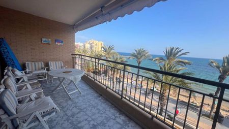 Beautiful apartment for rent in Torrevieja in June - Photo 2