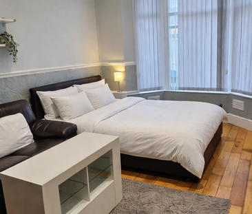 March Road Room A (Double) - Photo 1