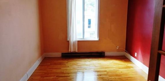 2,5 - Appartement Plateau Mont-Royal - Available - Photo 2