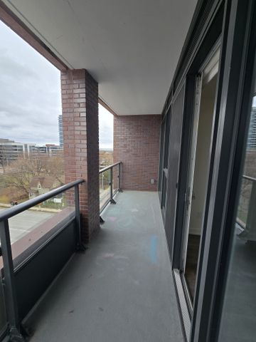 For Lease - 28 Ann Street Unit# 507, Mississauga, Ontario - Photo 3