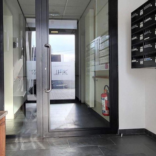 Assistentie-appartement te huur in Herzele voor € 775 met 1 slaapkamer - Photo 1