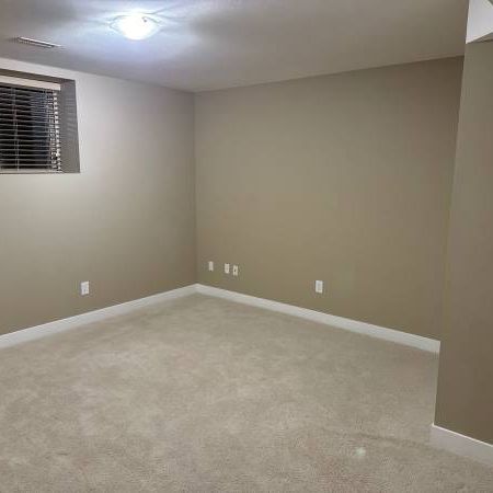 $2,200 / 2br - 1330ft2 - Bedford Landing 2Bdrm Suite - 1330 Sqr Ft (F - Photo 3